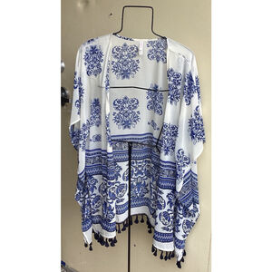 Xhilaration Women’s Floral Kimono Cardigan Size Med/Lrg Sheer Cover Up Paisley